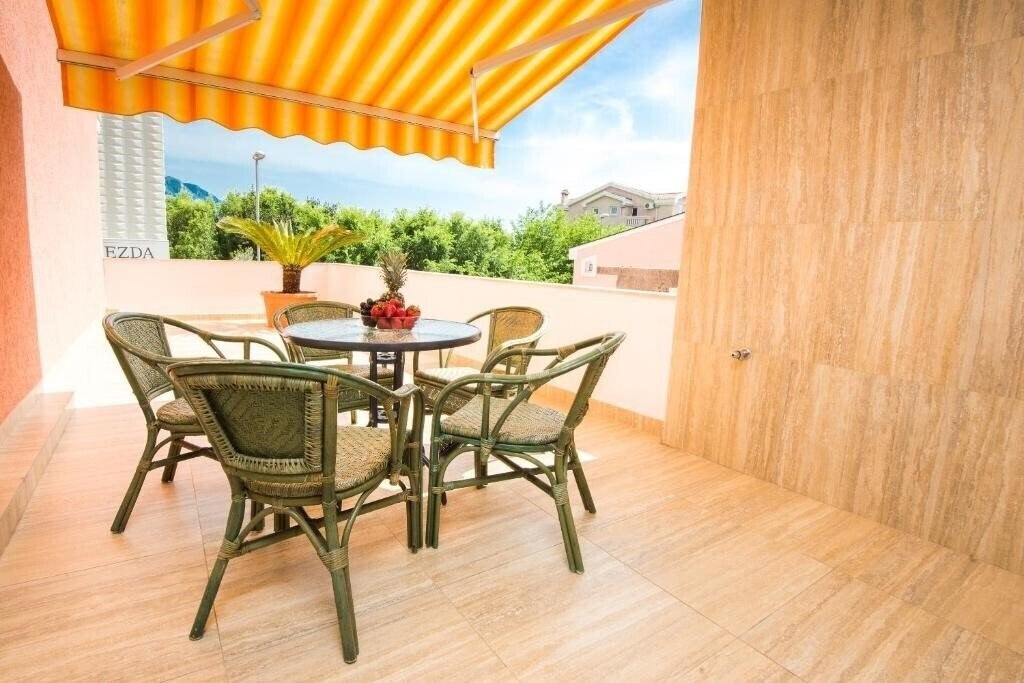 Отель Villa Sofija 4*