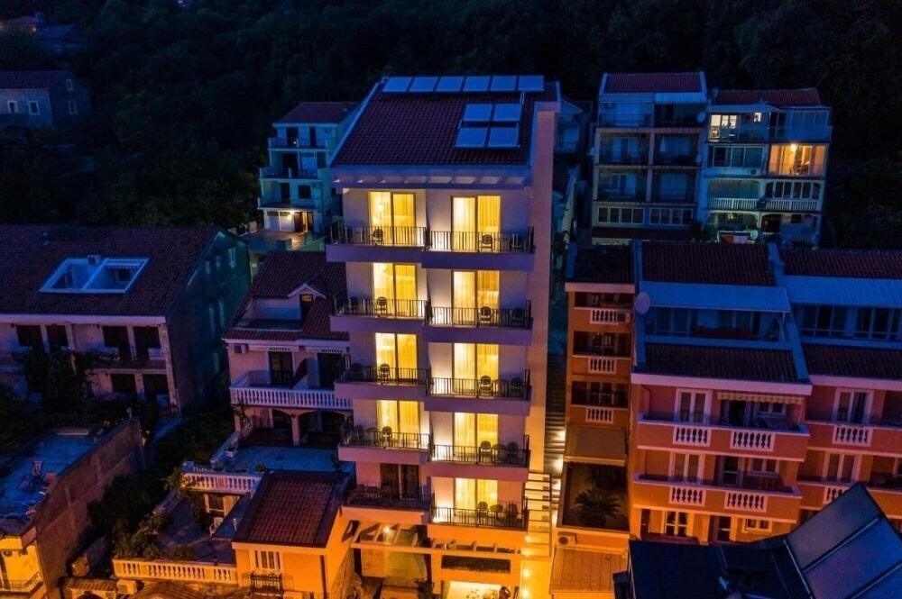 Отель Bono Hotel Becici 4*