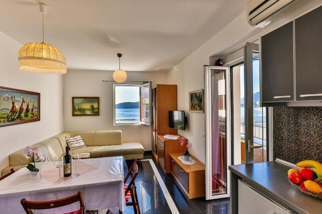 Изображение Apartmani Luka - Vila Brzulovic 3*