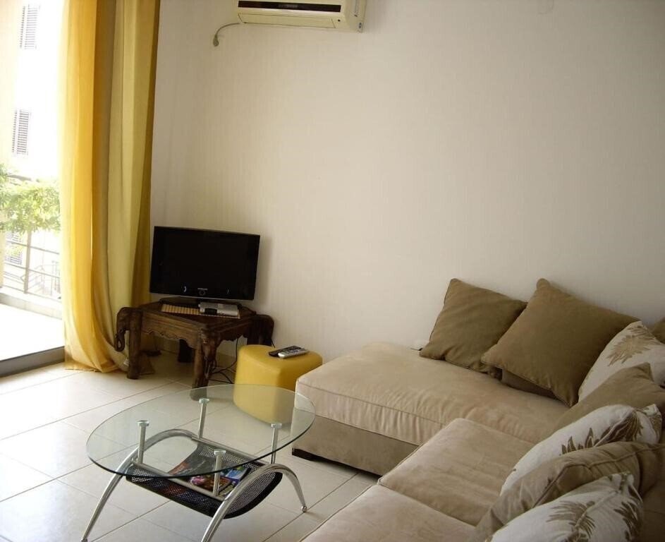 Отель Apartments Becici Sunset 3*