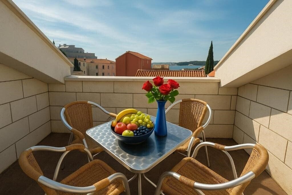 Фото Apartments Villa Mirjana 3*