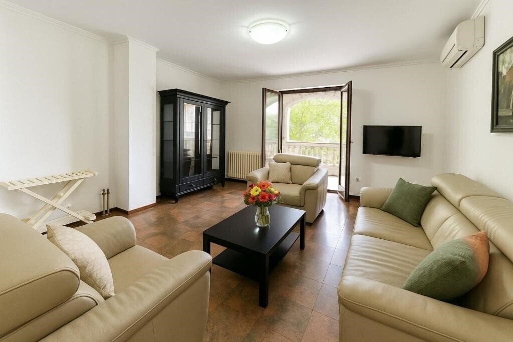 Фотография Apartments Villa Mirjana 3*