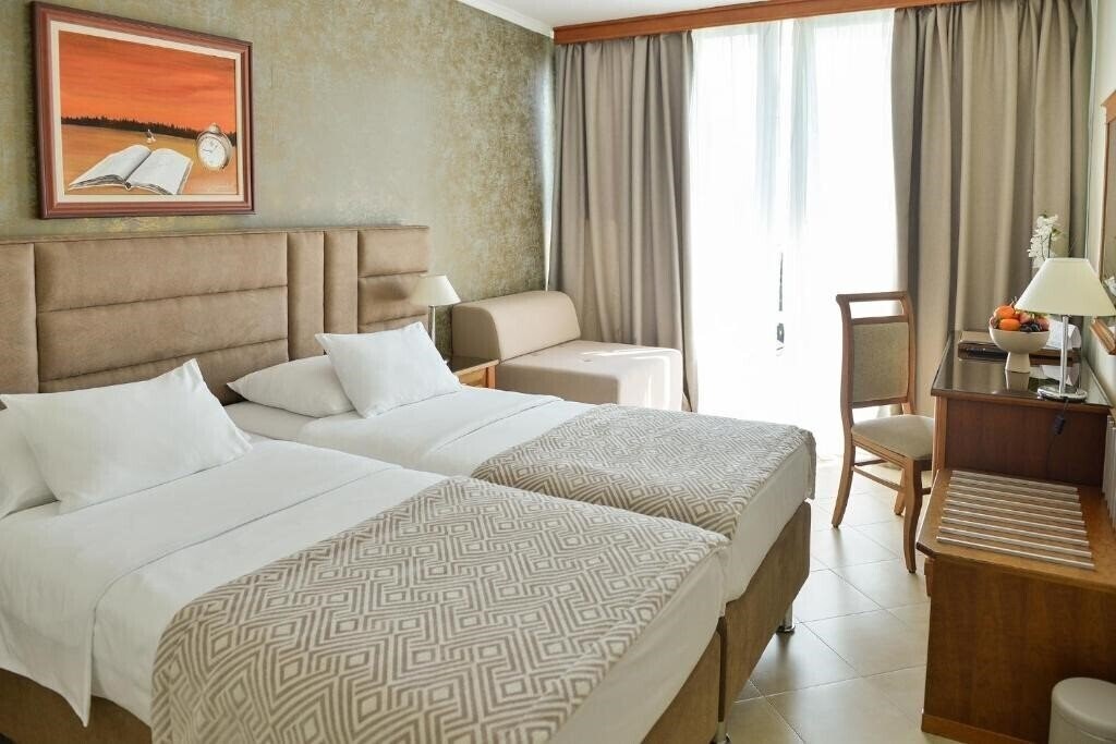 Изображение Mediteran Hotel & Resort 4*