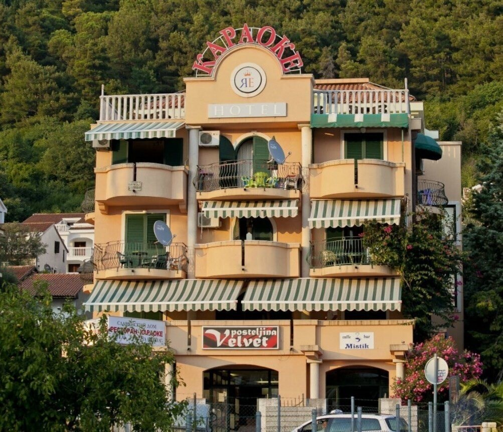 Отель Regina Jelena 3*