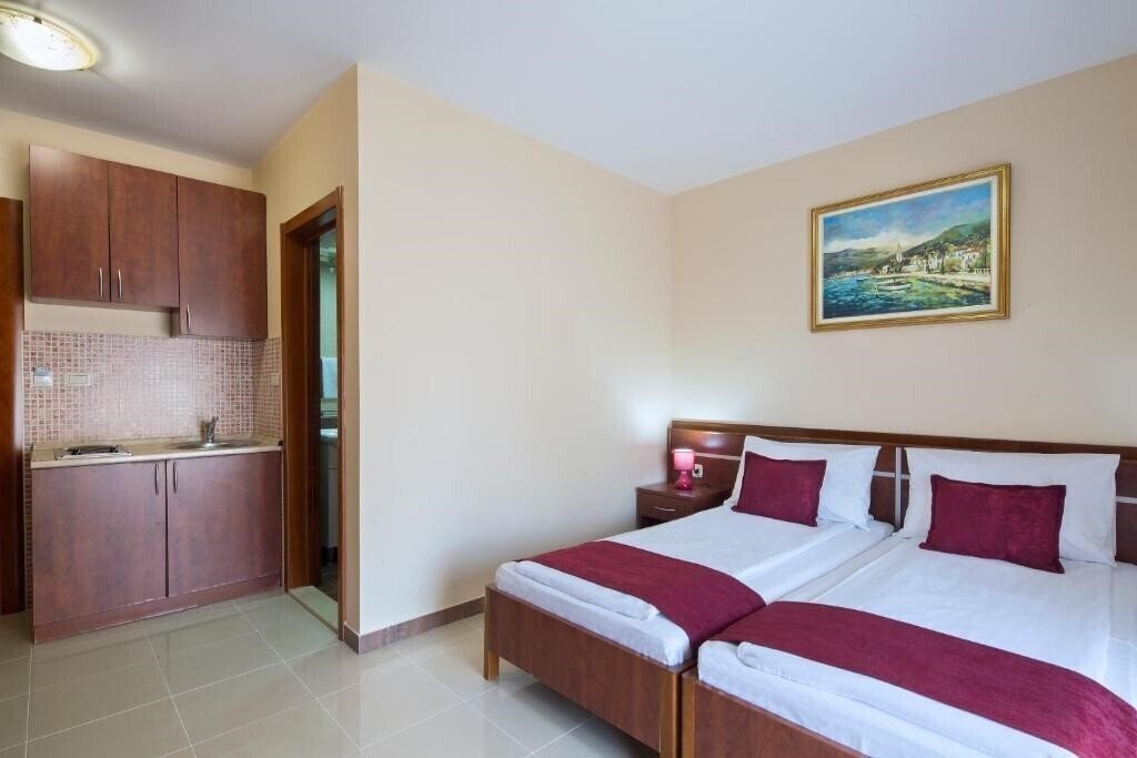 Фотография Apartments Salus 3*