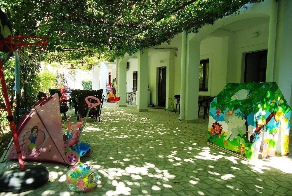 Фотография Rabbit Apart 3*