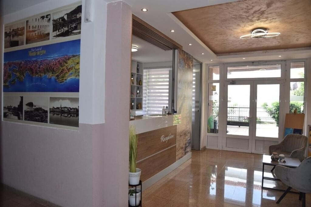 Фотография Apartments Zec 3 4*