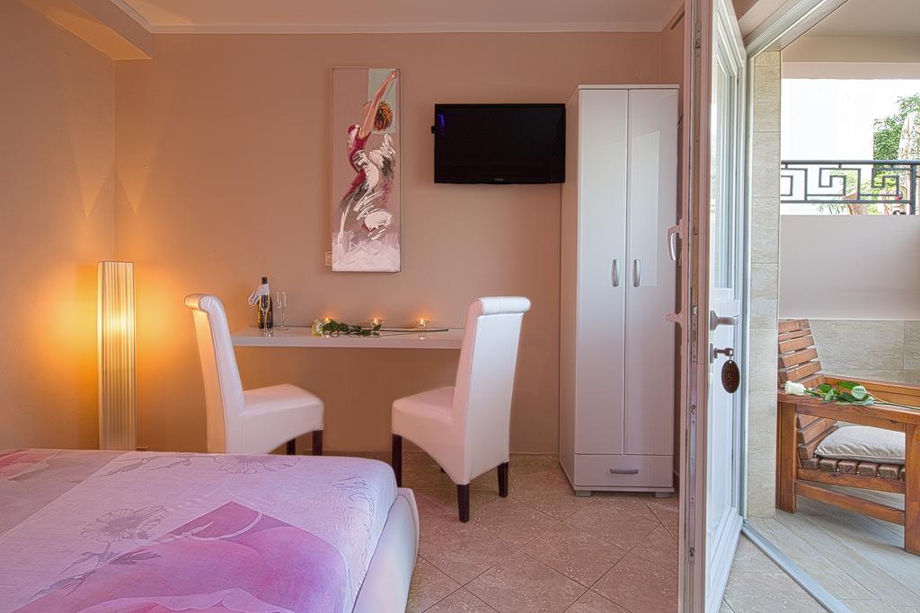 Отель Villa Simona 3*