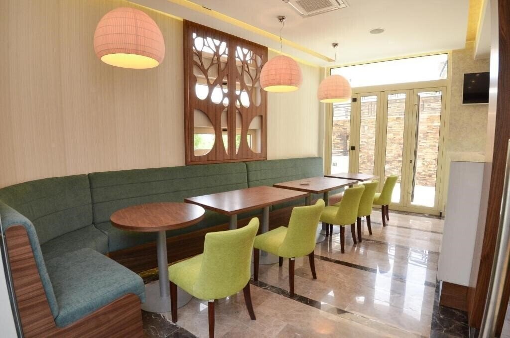 Картинка Atina Hotel 4*