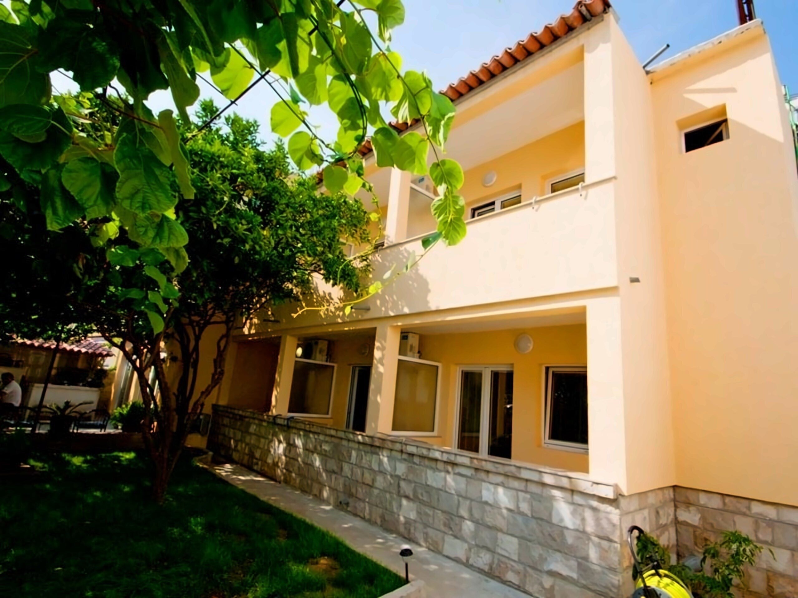 Отель Апартаменты «Agrum» 3*