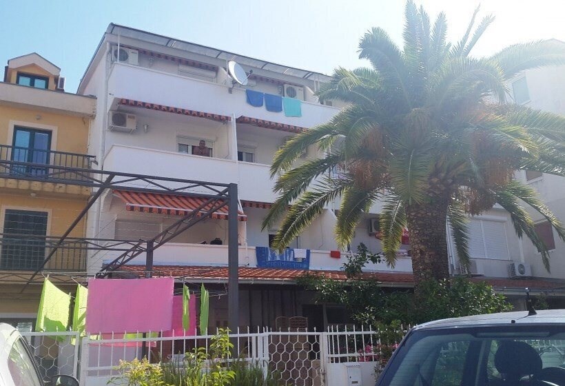 Отель Ilic Villa 3*