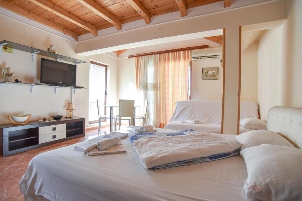 Фото Villa Bonita 4*