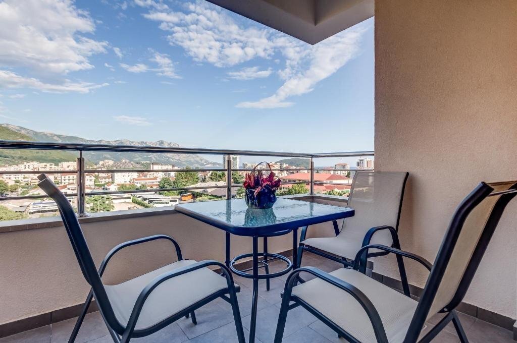 Отель Adriatic Lux App 4*