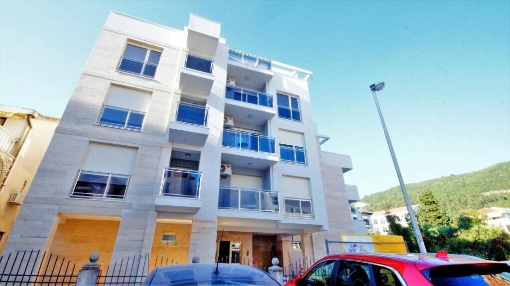 Отель Kala Rooms & Suites 4*