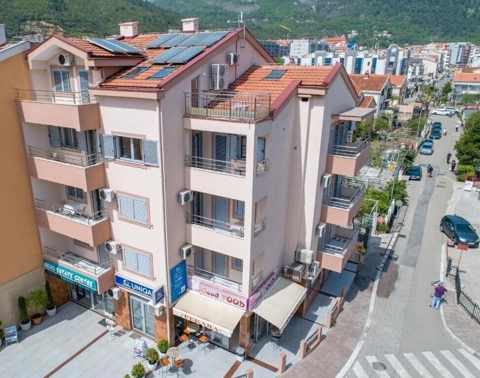 Отель Sms Apartments 3*