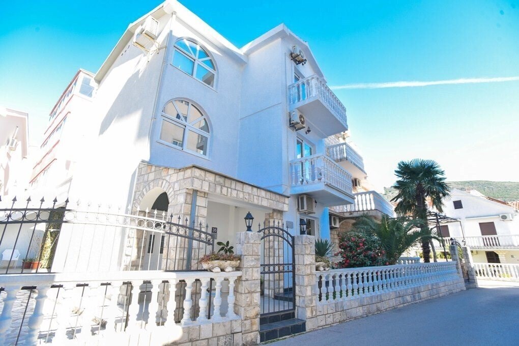 Отель APARTMENTS KALA BIANCA (ex. Ivanka ) 3*