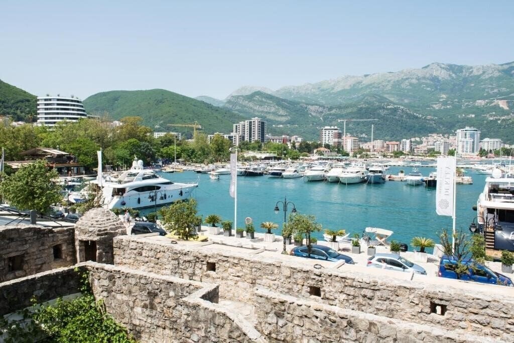 Картинка La Villa Boutique Hotel 4*