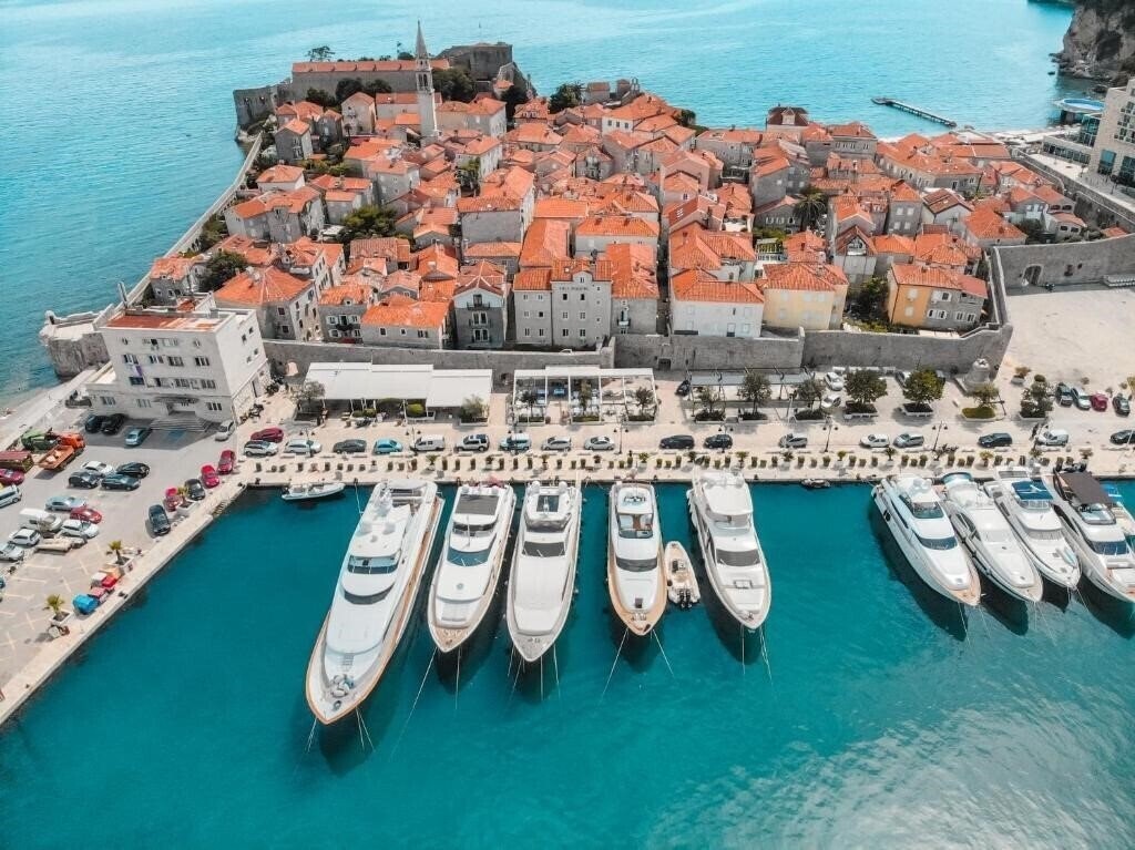 Отель La Villa Boutique Hotel 4*