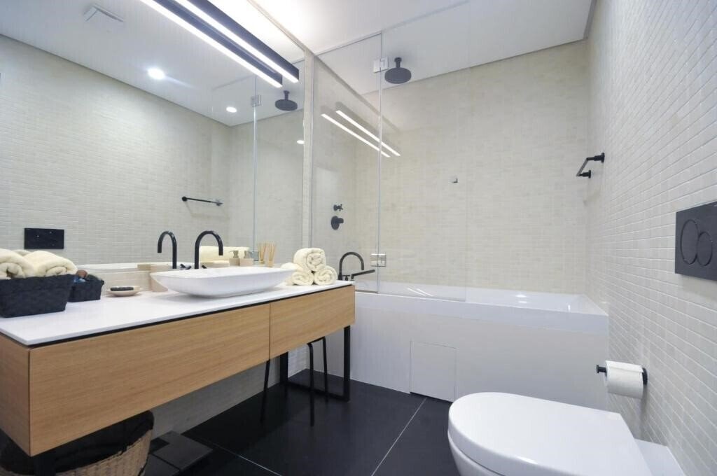Фото Leona Residences Apartment 4*