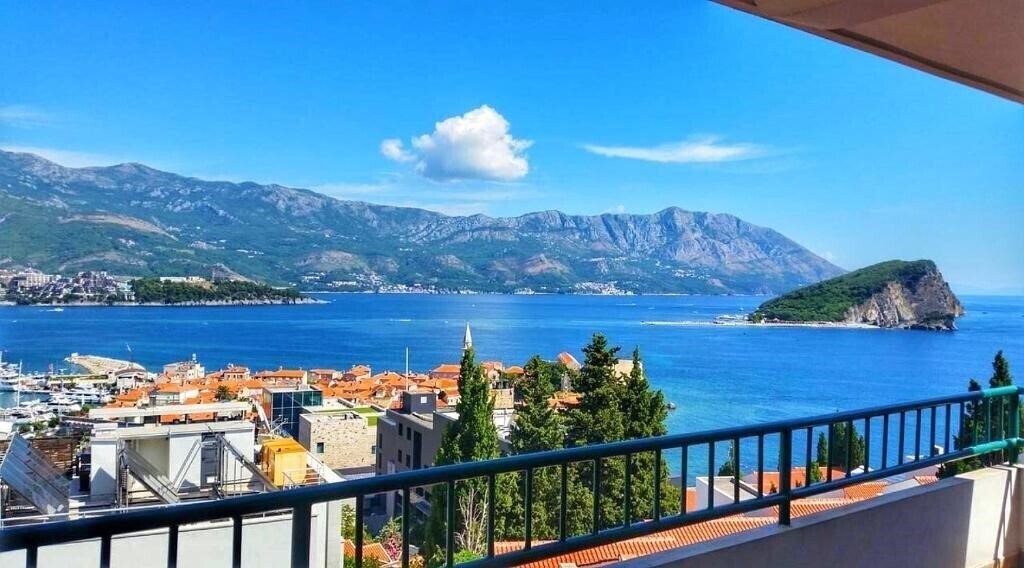 Отель Apartmani Cupic 3*