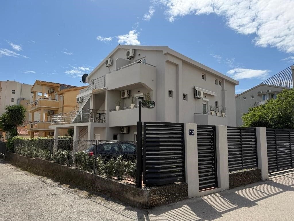 Отель Apartament Jasna 2*