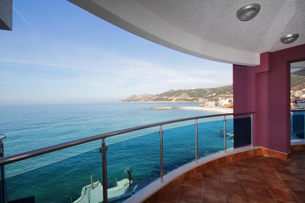 Отель Kalamper App 4*