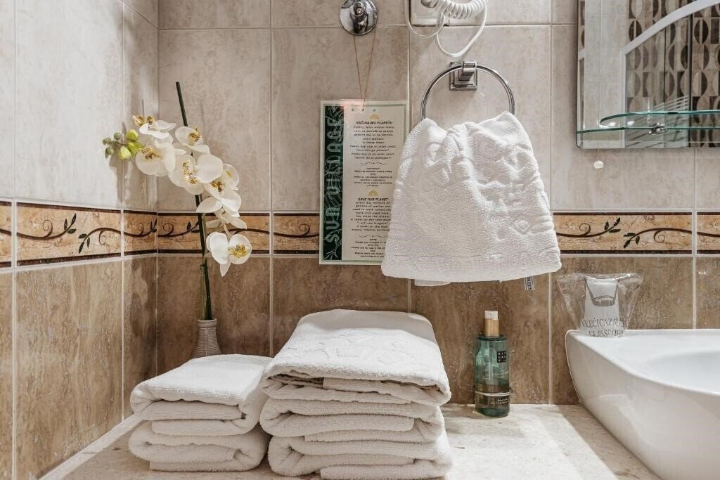 Фотография Sun Village Apartments 4*