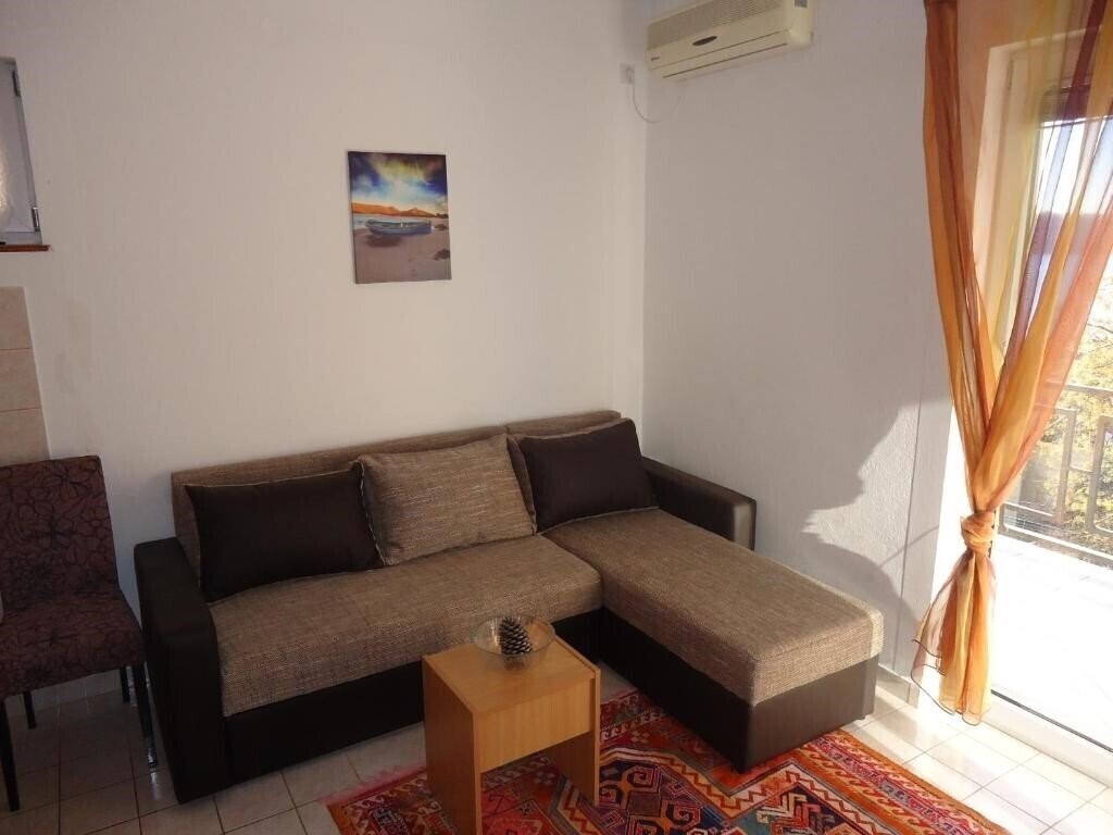 Отель Apartments Villa Micunovic 3*
