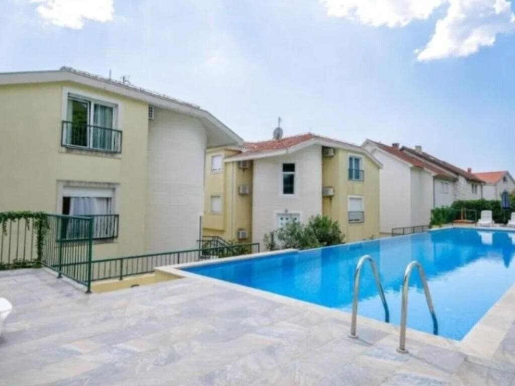 Отель Adriadome Apartments 4*