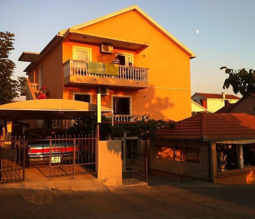 Отель Lakicevic Guest House 3*