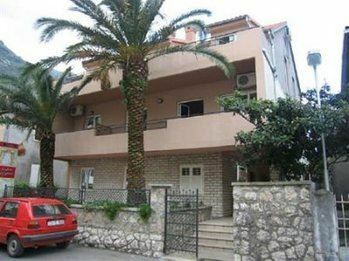 Отель Villa Tianis 3*