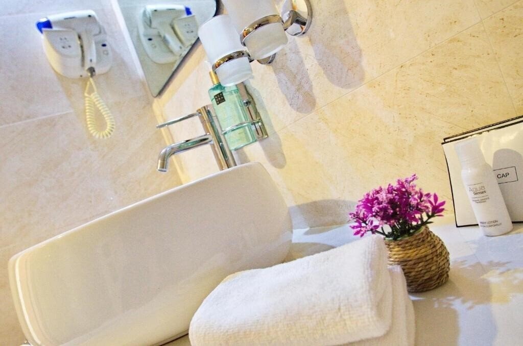 Фотография Porto In 4*