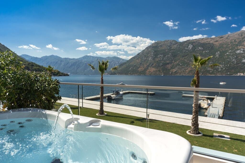 Фото Blue Kotor Bay Premium Spa Resort 5*