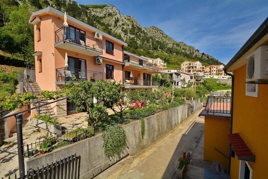 Изображение Andrija Kotor Apartments 4*