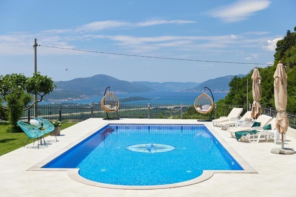 Отель Apartments Carpe Diem 5*