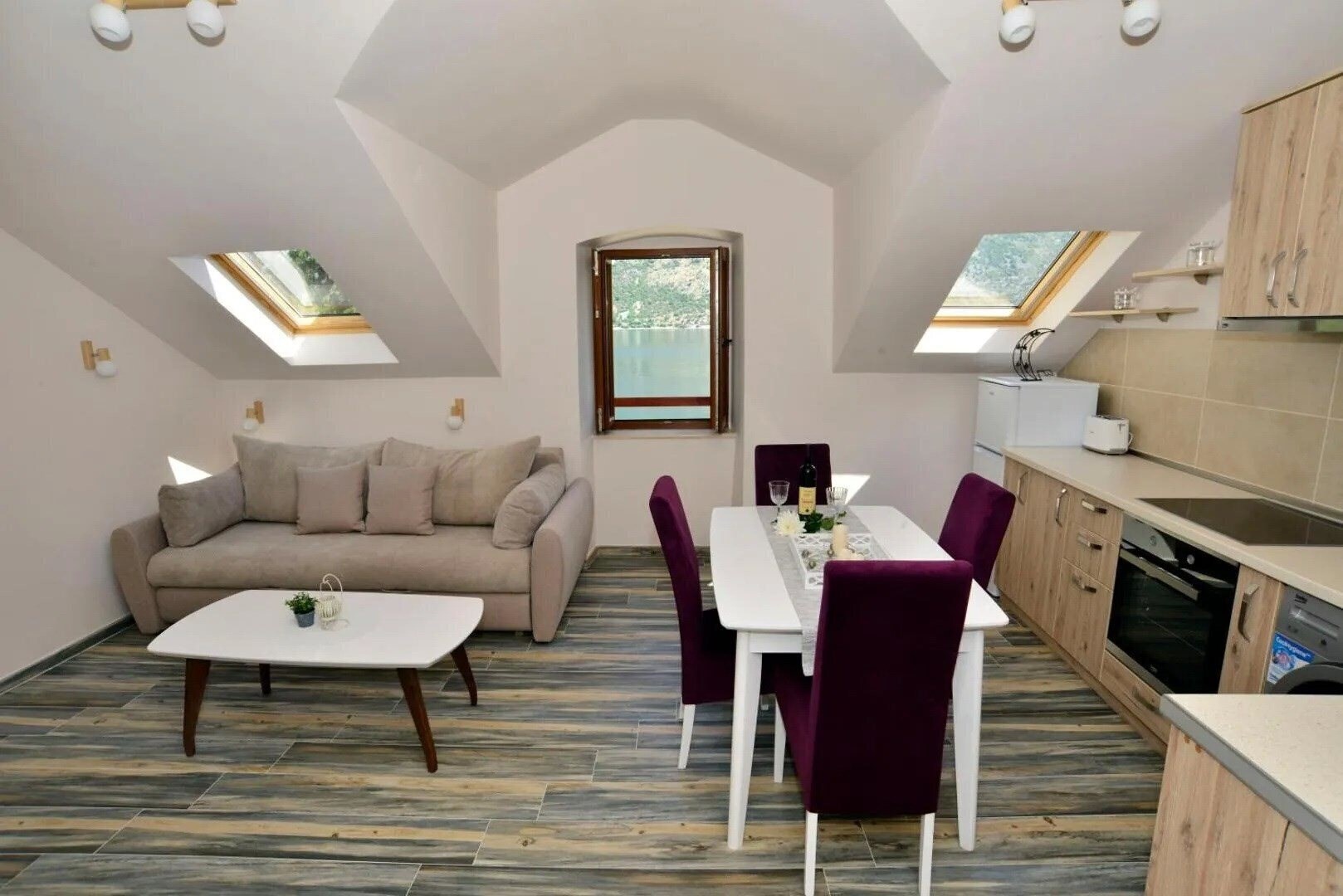 Картинка A Hundred Olive Trees Apartments 4*
