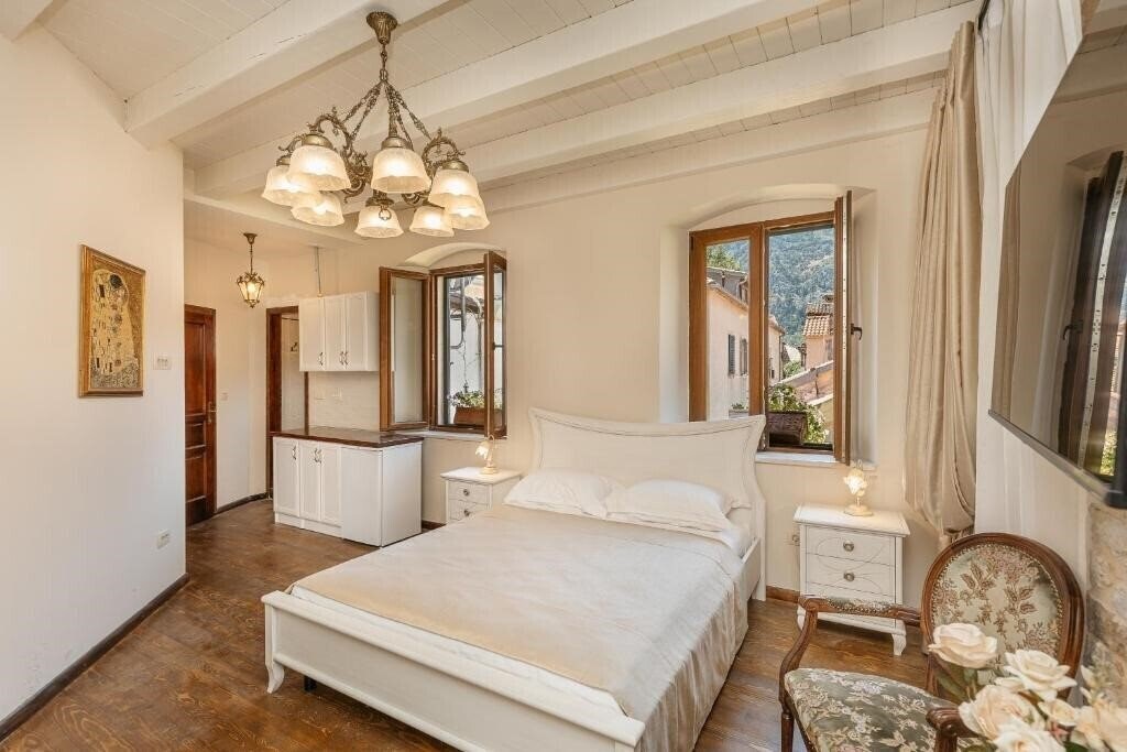 Отель Apartments Leo 4*