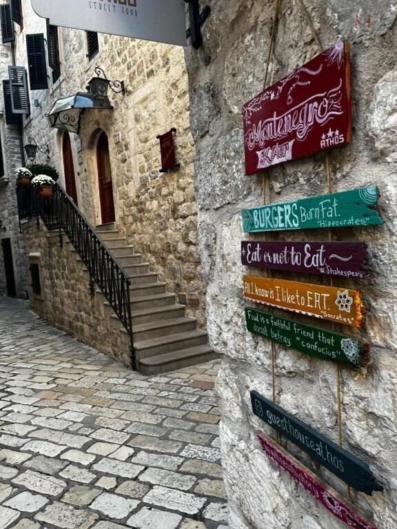 Отель Athos Boutique Hotel 3*