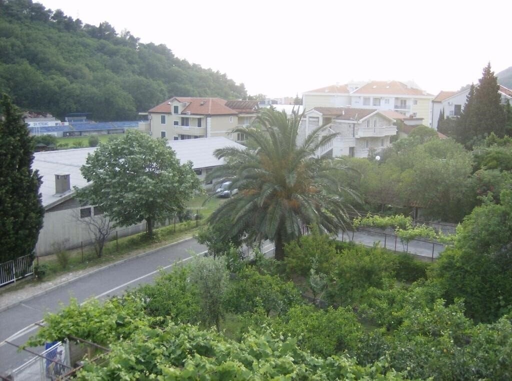 Изображение «Lautasevic» 3*