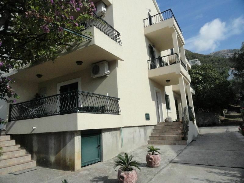 Отель Apartment M 3*