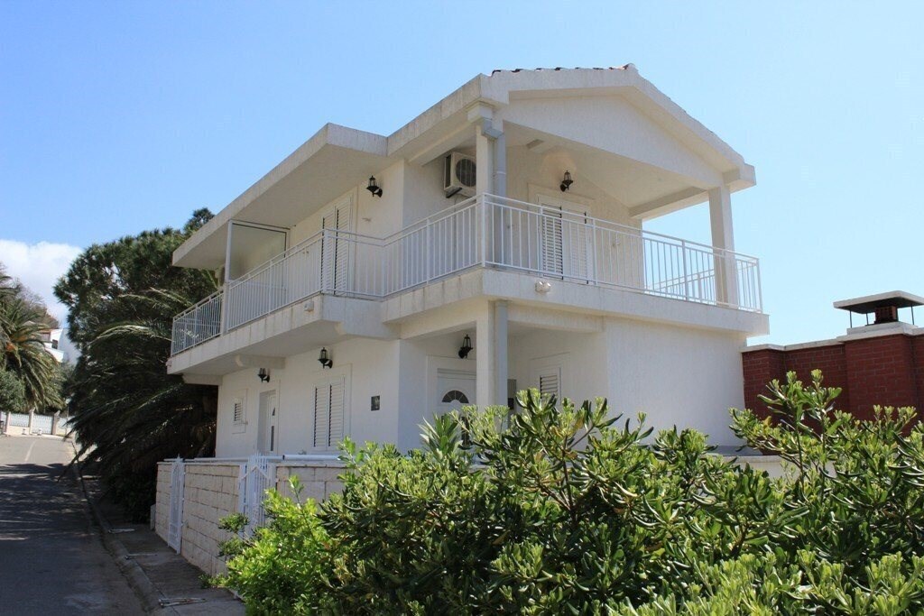 Отель Danica App 3*