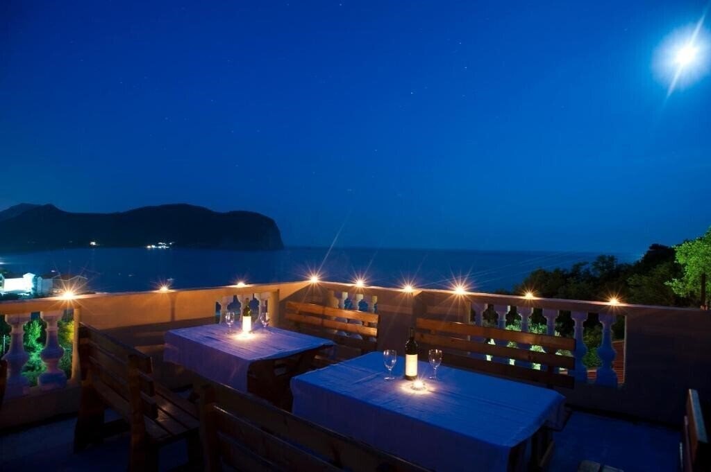 Отель Castellamare Coast Residence 3*