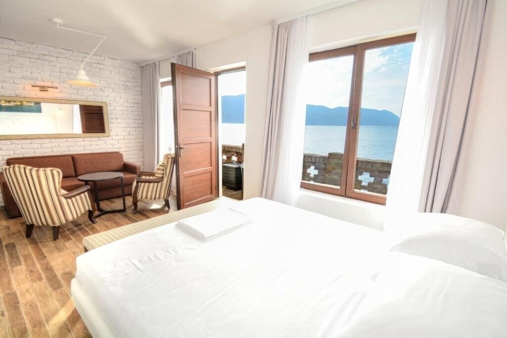 Картинка Apartments «Forte Roses» 3*