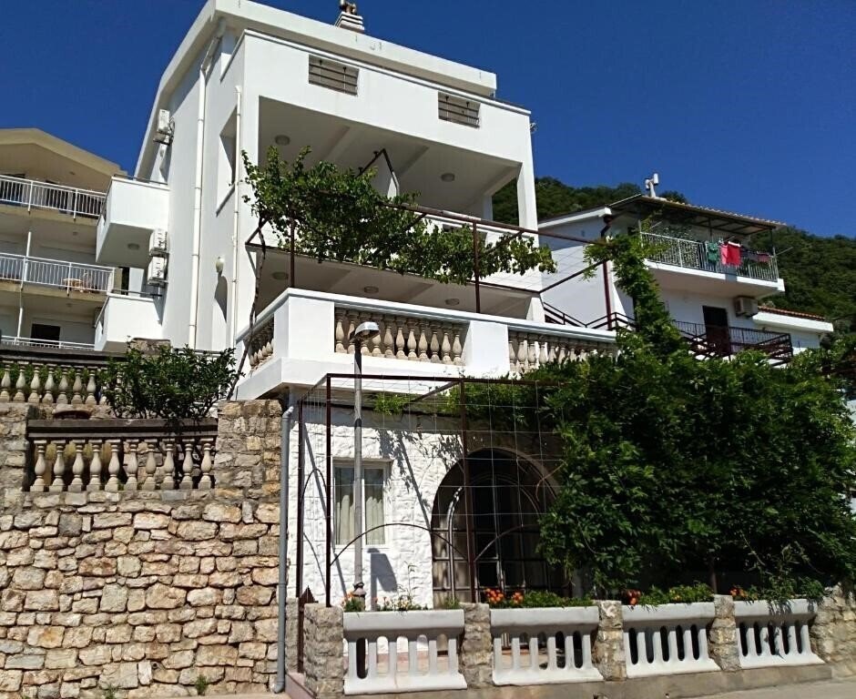 Фото Jovanovic Apartmani 3*