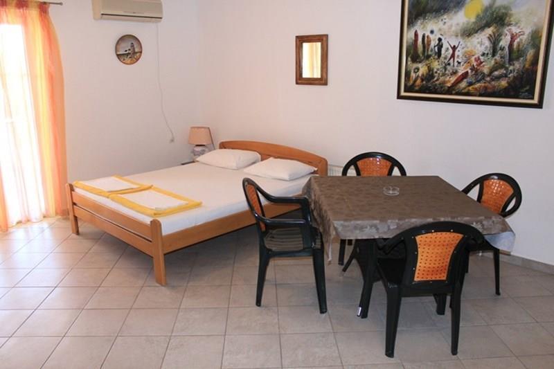 Картинка Armenko Ilija 3*