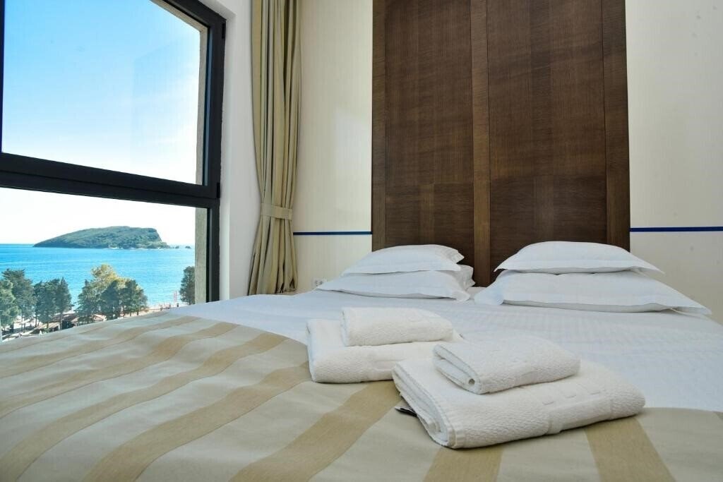 Отель Barbeta Accommodation 4*