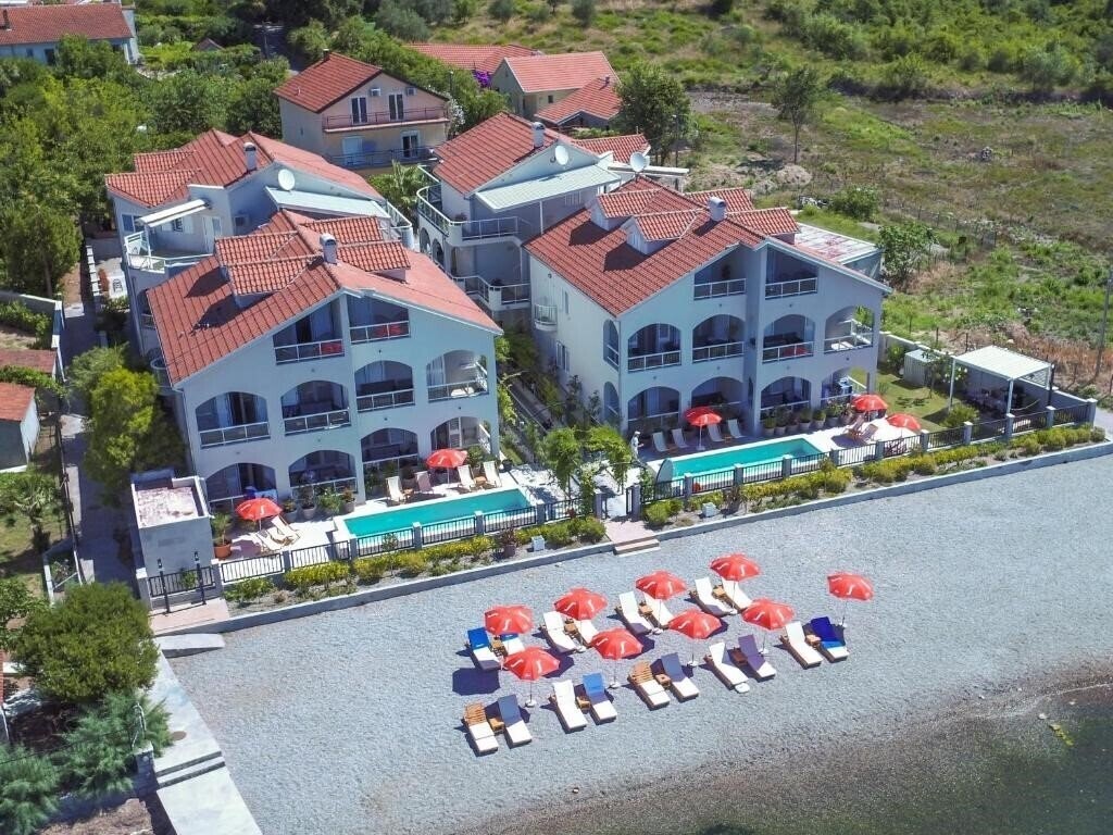 Отель Laguna Mini Resort 4*