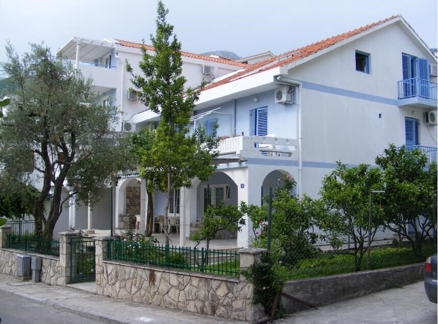 Отель Obala Plava Aparthotel 3*