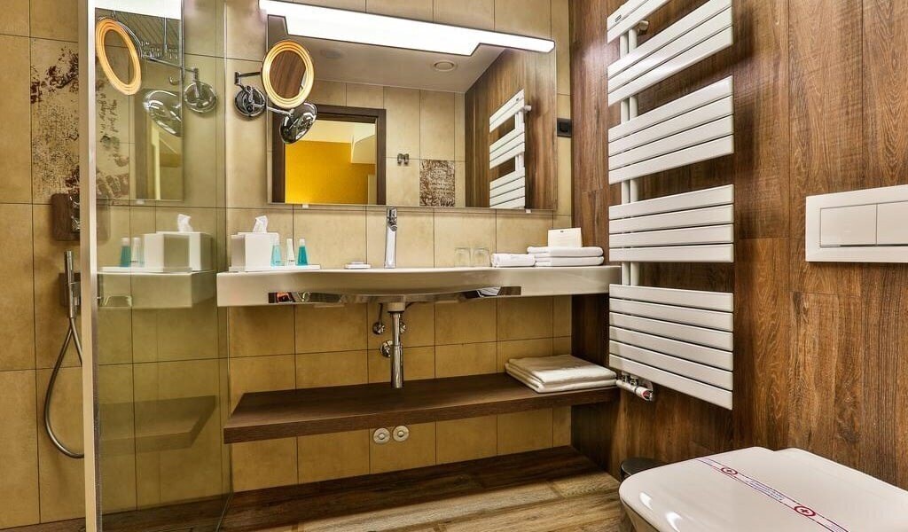 Картинка Zeta 4*