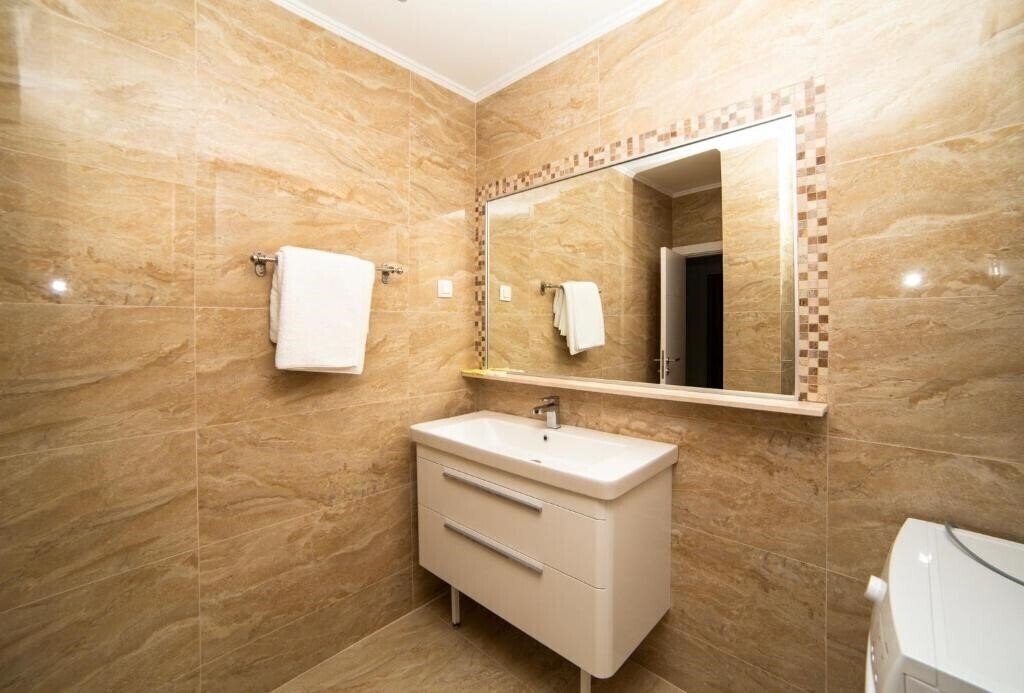 Фотография Apartments Obala Aura 4*